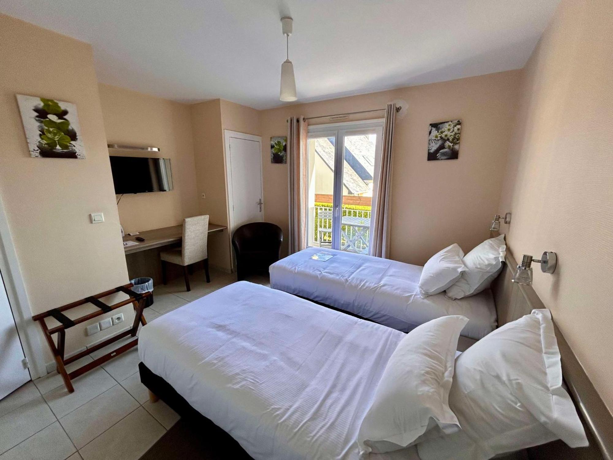 Brit Hotel Lannion-Perros Guirec Exterior photo